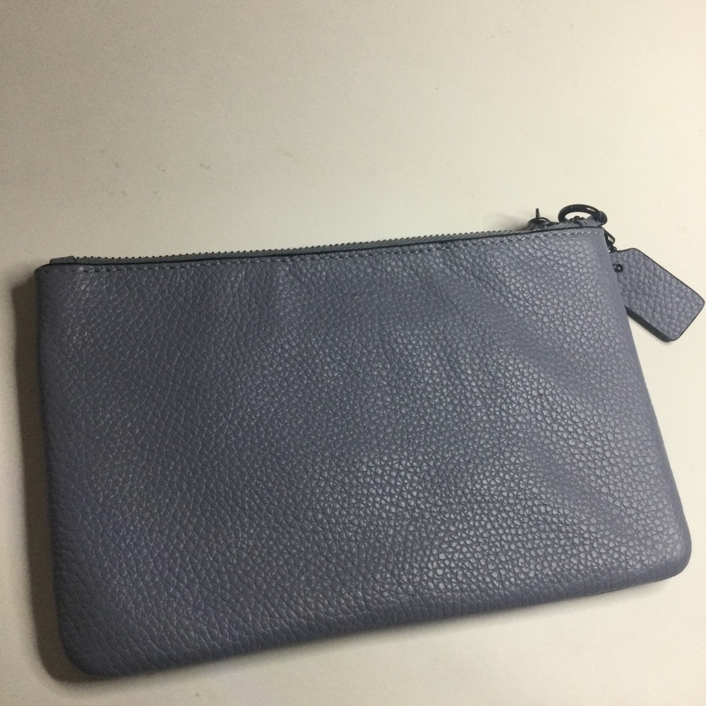 COACH PEBBLED LEATHER ZIP POUCH BLUE NWOT - Picture 4 of 8